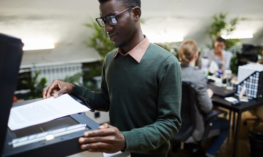 4 Industries That Benefit From Document Scanning